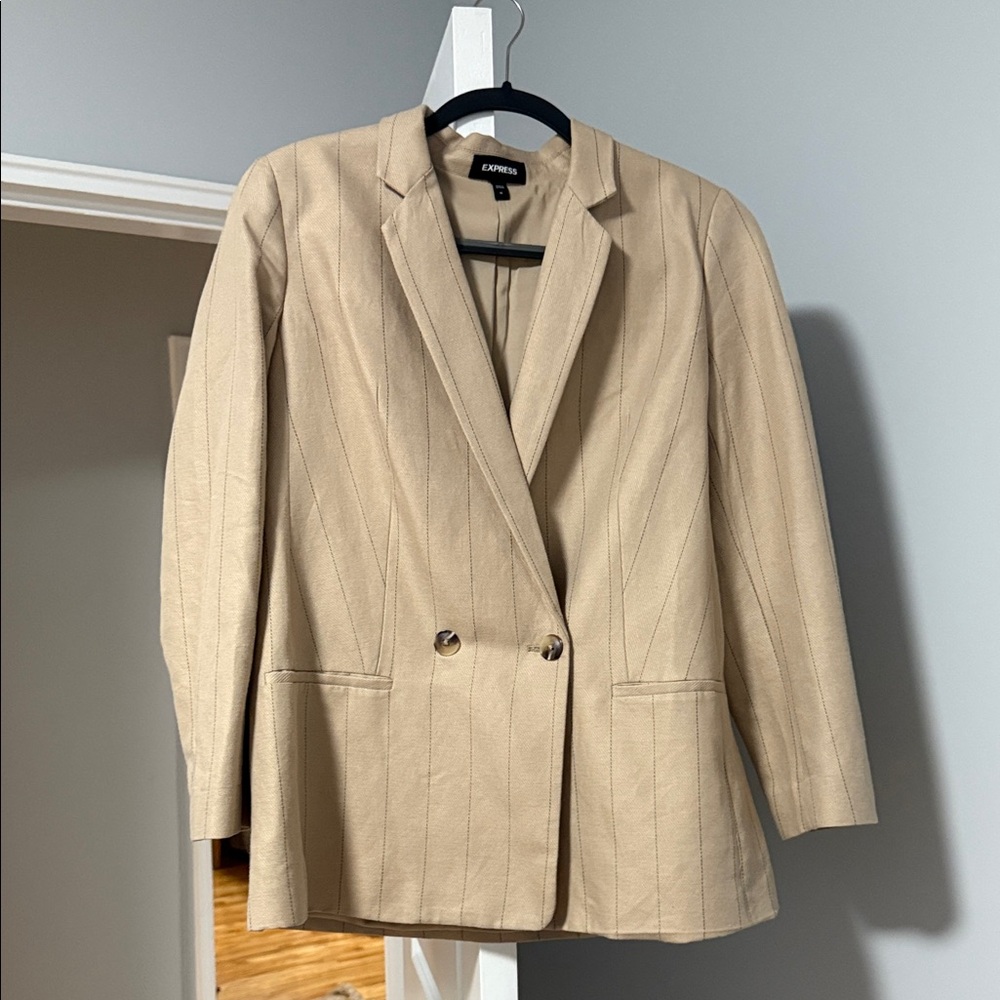 Express Women's Tan Blazer Jacket
